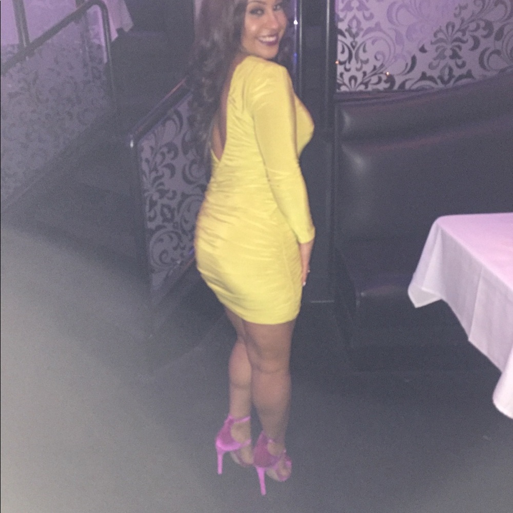 Neon green dress - Picture 2 of 2
